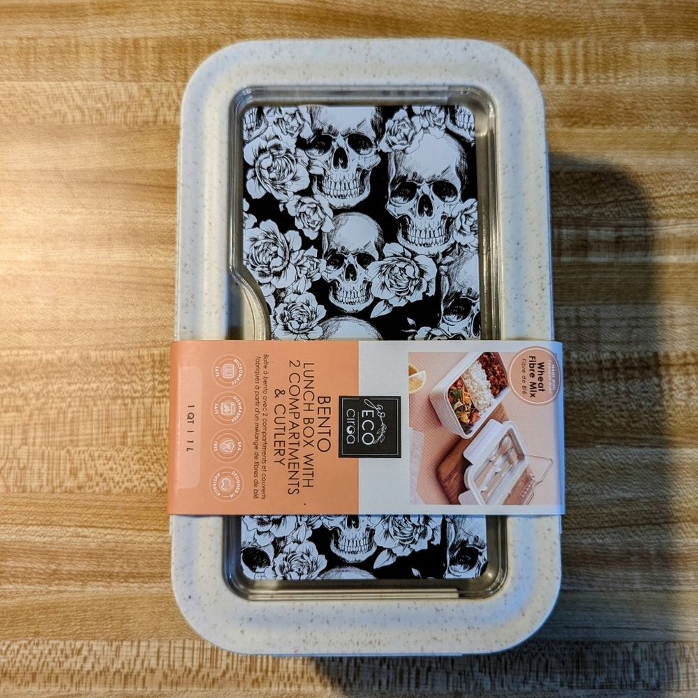 Bento Box With Skulls & Flowers‎ Halloween Food Storage Lunchbox NWT